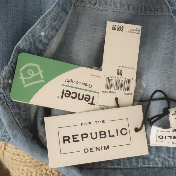 For The Republic Women’s Denim Button-up Shirt  - MEDIUM - Picture 12 of 13